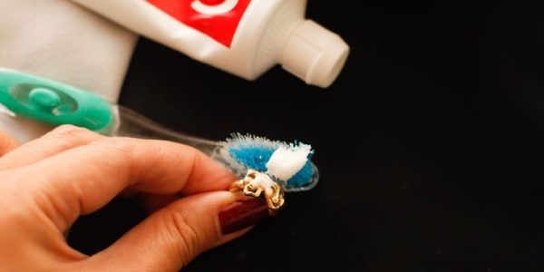 Як почистити золото в домашніх умовах