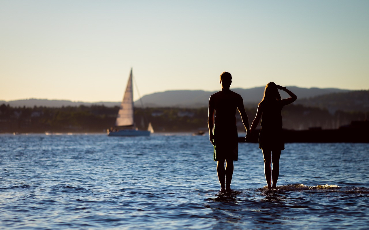 Завдяки чому люди живуть разом десятки років: 10 причин, про які ми забули